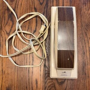 Cobra CP-80R Cordless Telephone Beige Woodgrain 1983 Classic Design Retro Phone